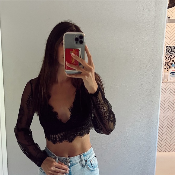 Urban Outfitters Tops - URBAN OUTFITTERS // Top
